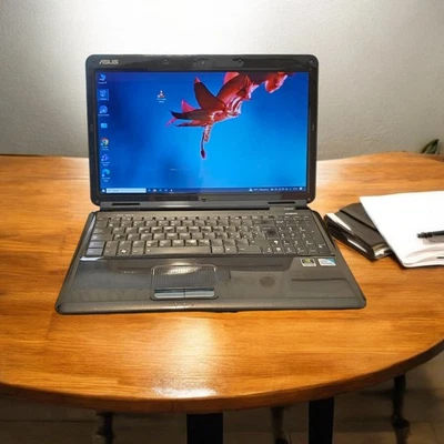 NOTEBOOK ASUS K50IN INTEL CORE 2 DUO T6400 4GB RAM 250GB SSD  WIFI  WEBCAM - Immagine 1 di 4