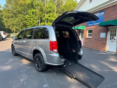 Entrada traseira para cadeira de rodas Dodge Grand Caravan GT 2019 nova em folha - Imagem 1 de 4