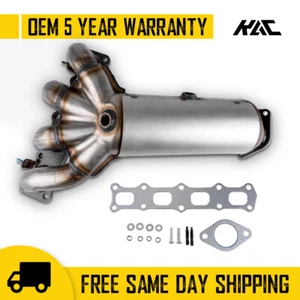 New Exhaust Manifold Catalytic Converter For 2015-2016 Chrysler 200 2.4L - Bild 1 von 12