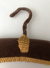 NWOT MUSHROOM BROWN LUXURY PADDED VINTAGE VELVET DRESS/GARMENT/COAT HANGER