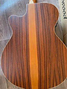 Chitarra Tanglewood di altissima qualità, elettroacustica, modello TRU4CE AS rrp £349. - Foto 1 di 12