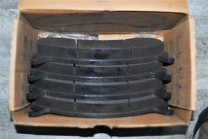4C4Z-2001-NA  Front Brake Pads Ford Super Duty and Others. - Picture 1 of 2