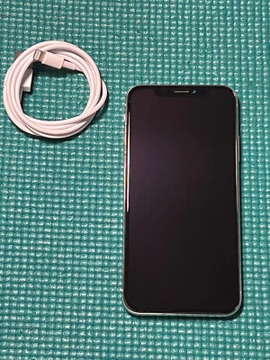 Apple iPhone X - 256 GB - Plateado (Desbloqueado) A1865 (CDMA + GSM) Foto 1 de 4