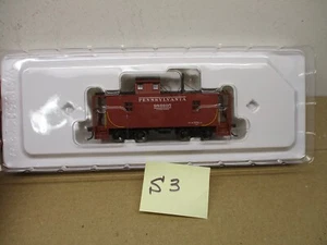 Walthers HO 932-7641 PRR N6B Wood Caboose #980105 Offset Cupola S3 - Picture 1 of 4