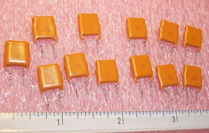 QTY(50) .047uf 50V 5% COG RADIAL CERAMIC MLCC CAPACITORS 3C20COG473J050B SPRAGUE - Picture 1 of 4
