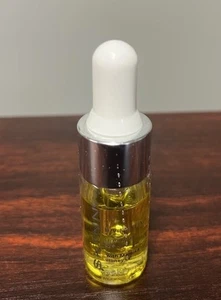 Skinn Divine Elixir Luminous Eye Oil 10ml .34oz Manuka Honey + C - Picture 1 of 3