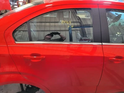  12 - 19 Chevy SONIC Passenger Right Rear Side Door Sedan Electric Red Foto 1 de 4
