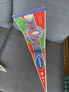 Football 1992 Superbowl Pennant from Minneapolis Mn - Picture 1 of 7