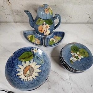 Vintage TLAQUEPAQUE Mexican COFFEE / TEA POT Art Deco Magical Plates Set - Picture 1 of 19