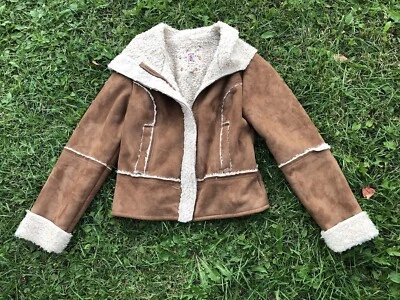 Chaqueta Sherpa Cuello Asimétrico Decreto Gamuza Sherpa Imitación Piel Abrigo Foto 1 de 4