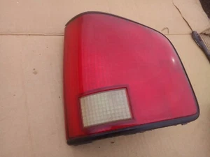 1994-2003 Chevrolet S10 Passenger Side Tail Light Taillight OEM H02B07002 - Picture 1 of 2