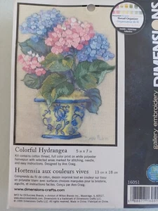 BRAND NEW, DIMENSIONS, 'COLORFUL HYDRANGEA' GALLERY EMBROIDERY KIT. - Picture 1 of 4