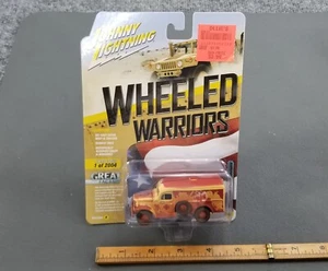 JOHNNY LIGHTNING WHEELED WARRIORS WWII DODGE WC54 AMBULANCE - Picture 1 of 8