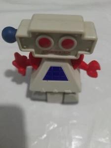 RARE 2017 Bratt's Robot 3" McDonald's AUSTRALIA Action Figure Despicable Me 3 - Picture 1 of 2