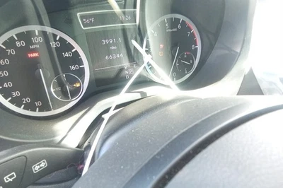 2018 QX30 OE Speedometer Gauge Cluster 66K Miles Infiniti - Изображение 1 из 4