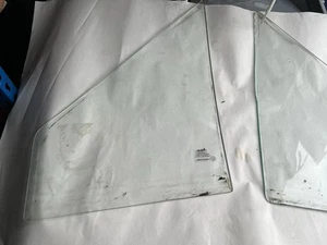 ESCORT MK4 CABRIOLET Xr3i FRONT QUARTER DOOR GLASS PASSENGER Drivers - Picture 1 of 3