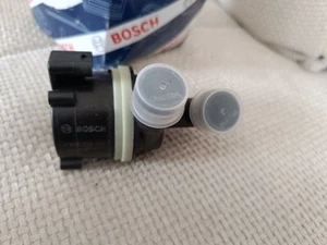 ZUSATZWASSERPUMPE ELEKTRISCH passend für AUDI A3 A4 A5 A6 SEAT ALHAMBRA... - Picture 1 of 2