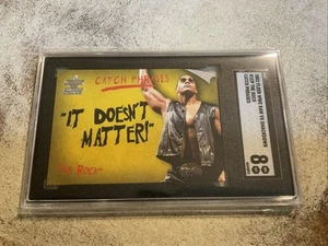 THE ROCK WRESTLING CARD- 2002 FLEER WWE RAW VS. SMACKDOWN CATCH PHRASES GRADED 8 - Imagen 1 de 8