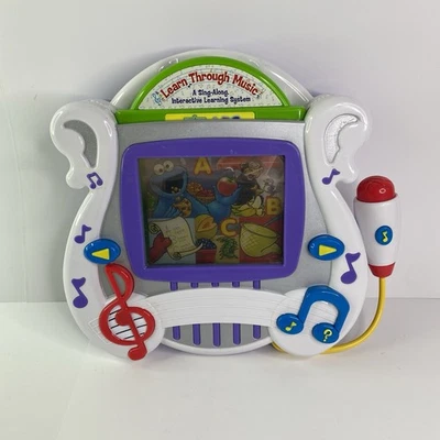 2002 Mattel Learn Through Music w/ Cartridge Sesame St Elmo’s Scavenger Hunt VTG - Image 1 of 4