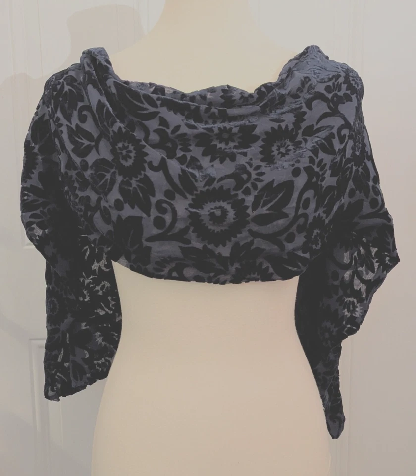 Bufanda rectangular vintage de terciopelo azul zafiro Burnout floral base transparente Foto 1 de 4