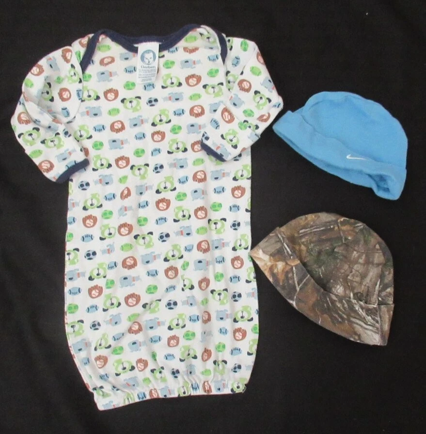 Lote de 3 vestidos de dormir masculinos Gerber, Nike, Bass Pro 0-6 Mos - Imagem 1 de 1