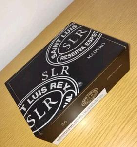Saint Luis Rey Titan Maduro scatola vuota per sigari in legno 9,25" x 6,75" x 3,25" grande - Foto 1 di 7