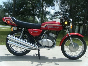 Kawasaki 1972 S2 350 Triple Body decal set - The BEST! - Picture 1 of 3