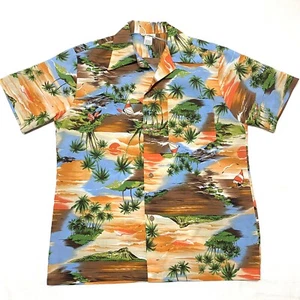 Vtg Men's Hawaiian Shirt 70s 'Made in Hawaii' label Medium Light Surf Scenery - Picture 1 of 9
