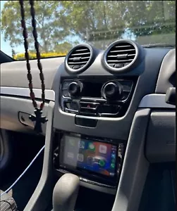 COMMODORE VE SERIES 2 GPS CARPLAY ANDROID AUTO ODB DAB+ TPMS DVR FACIA CHARGER - Picture 1 of 14