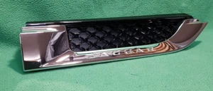 Jaguar F-Type Coupe X152 Front Right Wing Vent Finisher Genuine T2R2262 - Picture 1 of 5
