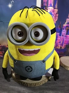 "Felpa Despicable Me 3 Deluxe Talking Light Up 15""" - Imagen 1 de 8