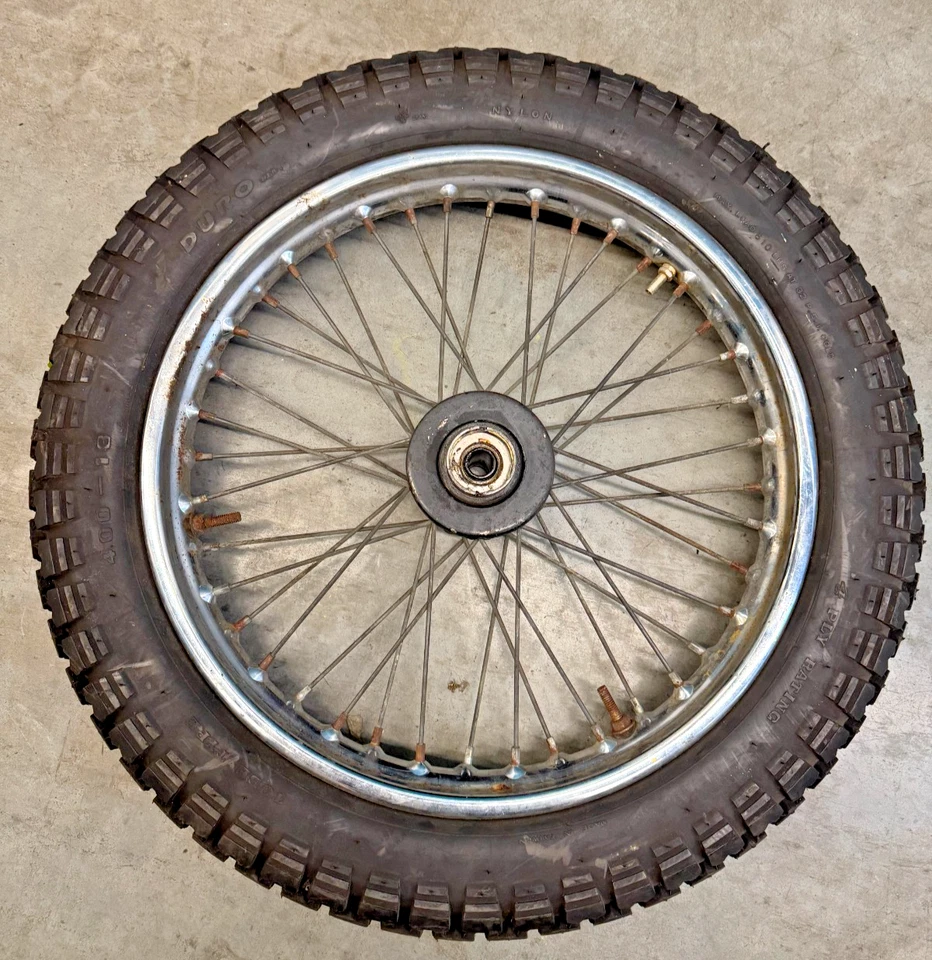 18-дюймовое заднее колесо 1970 BSA A65 Lightning A65L 650 1966 1967 1968 1969 1971 - Изображение 1 из 4