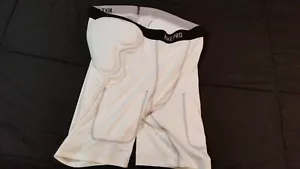 Pantalones cortos de fútbol Nike Pro Dri-Fit de 3 almohadillas con bolsillos en la almohadilla para el muslo talla: 3XL - Imagen 1 de 4