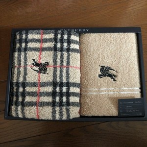 burberry towel set