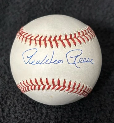 Pee Wee Reese Firmado Autógrafo De Colección SOLO BÉISBOL Beckett Certificado de Autenticidad Brooklyn Dodgers Foto 1 de 4