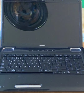 Notebook Toshiba Satellite L555-11L -Top Zustand -17,3“ Windows Einsatzbereit - Bild 1 von 14