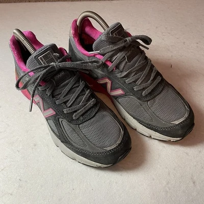 Zapatillas deportivas New Balance 990 V4 para mujer talla 9 D W990GP4 gris rosa Foto 1 de 4