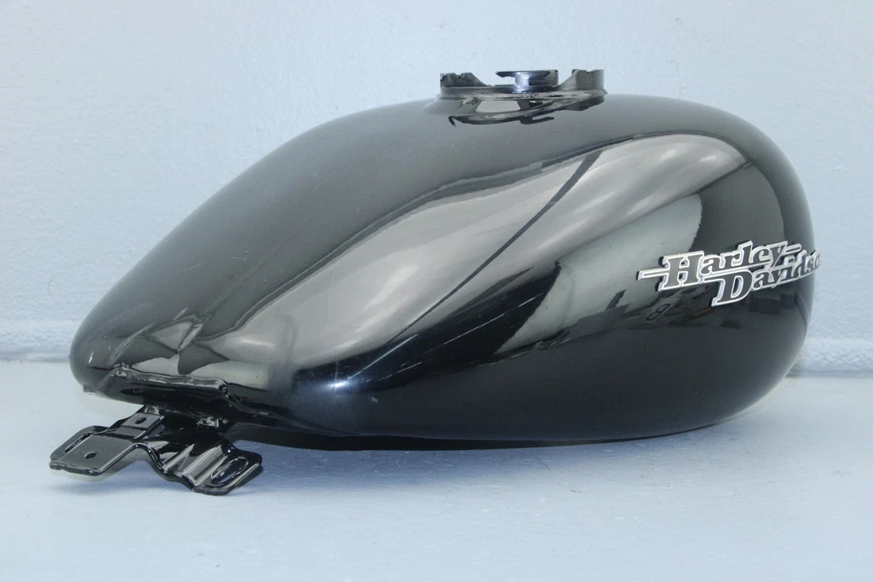Harley Street Glide 2017 tanque de gasolina negro vivo #4090 Foto 1 de 4