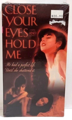 Close Your Eyes And Hold Me New 1999 VHS Tape Kumiko Takeda Japanese Drama Anime Foto 1 de 4
