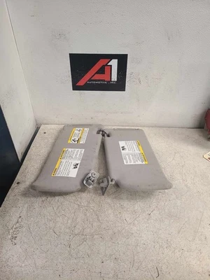 09-13 SUZUKI EQUATOR Parasol Izquierdo Derecho Conjunto Par Sin ESPEJOS SIN ILUMINACIÓN Foto 1 de 4