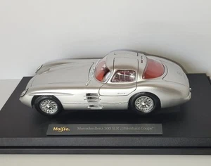 Maisto 1955 Mercedes-Benz 300 SLR Diecast Silver échelle 1/18 maquette ex état - - Photo 1/20