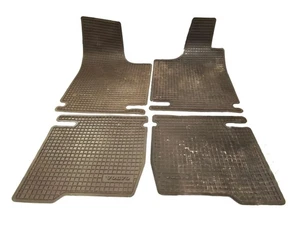 Original Volvo 240 340 740 Fussmatten Gummimatten 284431 284432 284433 284434 - Bild 1 von 7