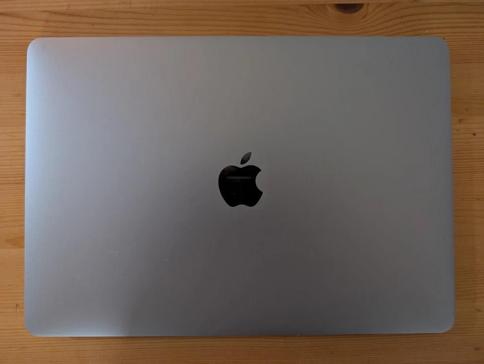 Apple Macbook Pro i7 3.5GHz 13" Touch Bar 2017 512GB 16GB Grey PLEASE READ DESC! - Image 1 of 4