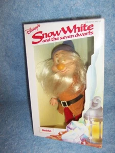 Vintage Disney's Snow White – 6 ½” Bashful doll (Bikin) - Picture 1 of 4