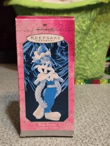 1997 Hallmark Keepsake Bugs Bunny Fruit Hat Looney Tunes Ornament - Picture 1 of 8
