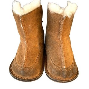 Las mejores ofertas en Zapatos de Bebé Zapatos UGG 3 EE. UU. | eBay