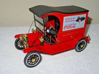 FORD MODEL T COCA-COLA 1:18 UNIVERSAL HOBBIES OPENING HOOD & REAR DOORS - Image 1 of 4