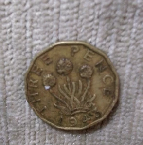1943 three penny coin hexagonal shape - Picture 1 of 2