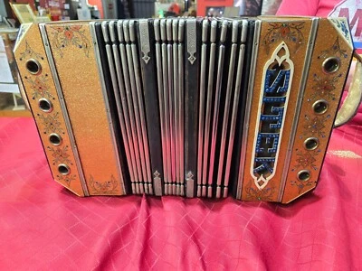 Acordeón Sitek vintage raro Foto 1 de 4