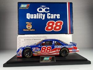 Revell NASCAR 1997 Dale Jarrett #88 Quality Care Yates Ford T-Bird 1:18 Diecast